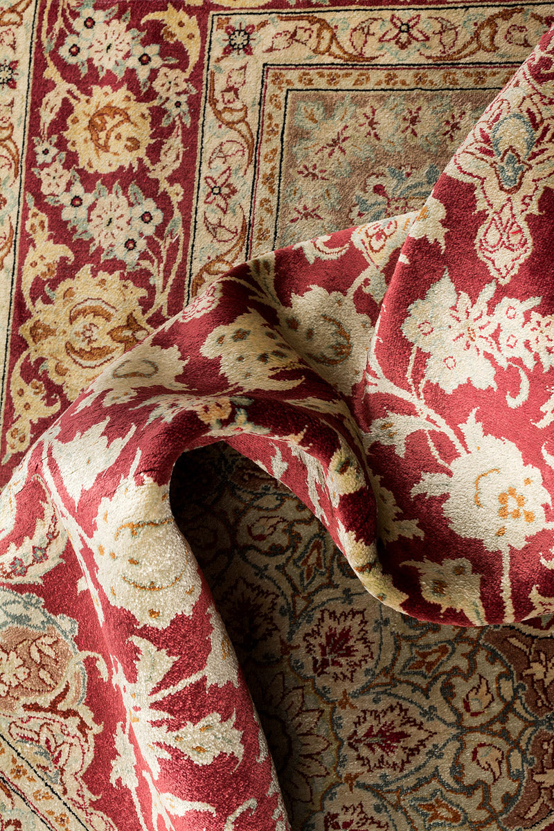 TRIXIE Signed Qum Silk 205x133cm