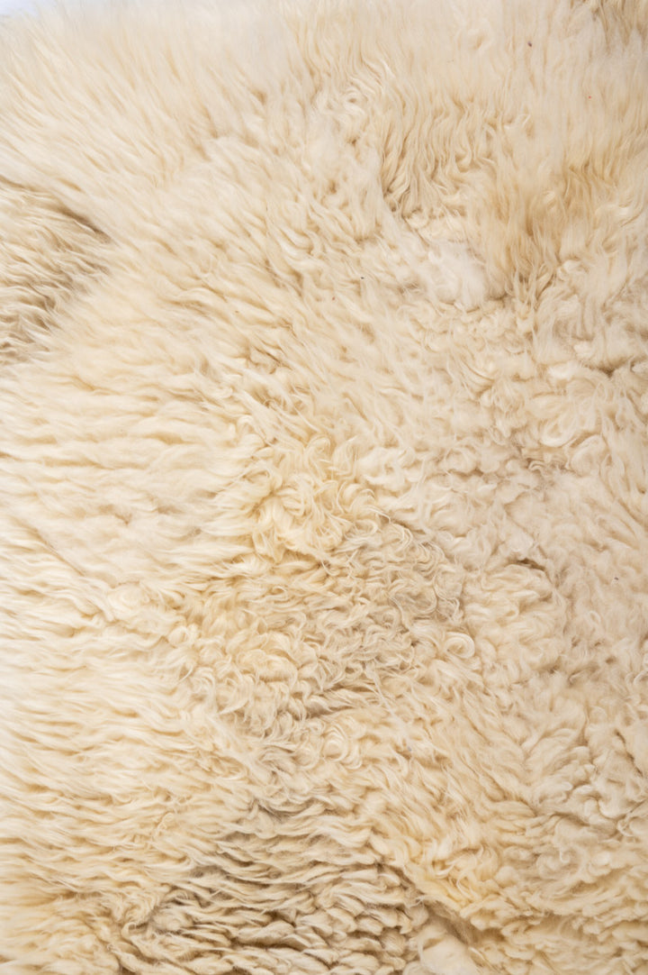 CLETUS Natural Sheepskin 150x90cm