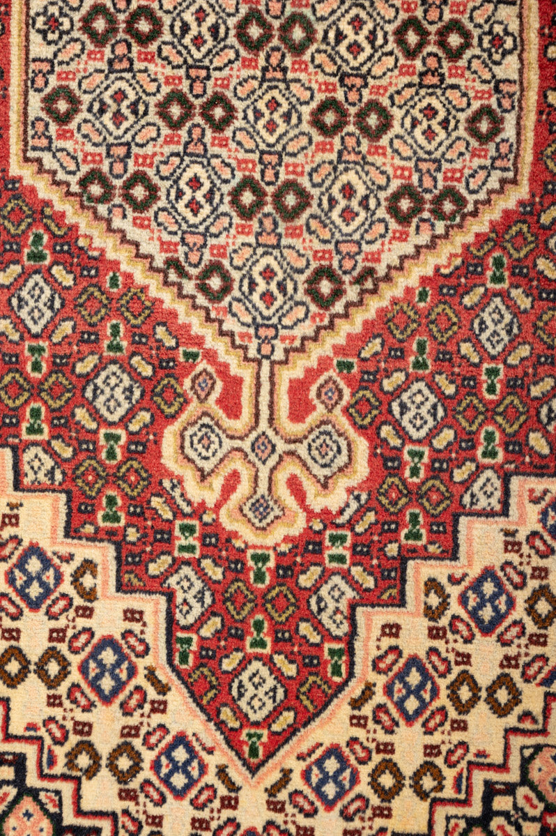 LAYLA Persian Senneh 160x125cm