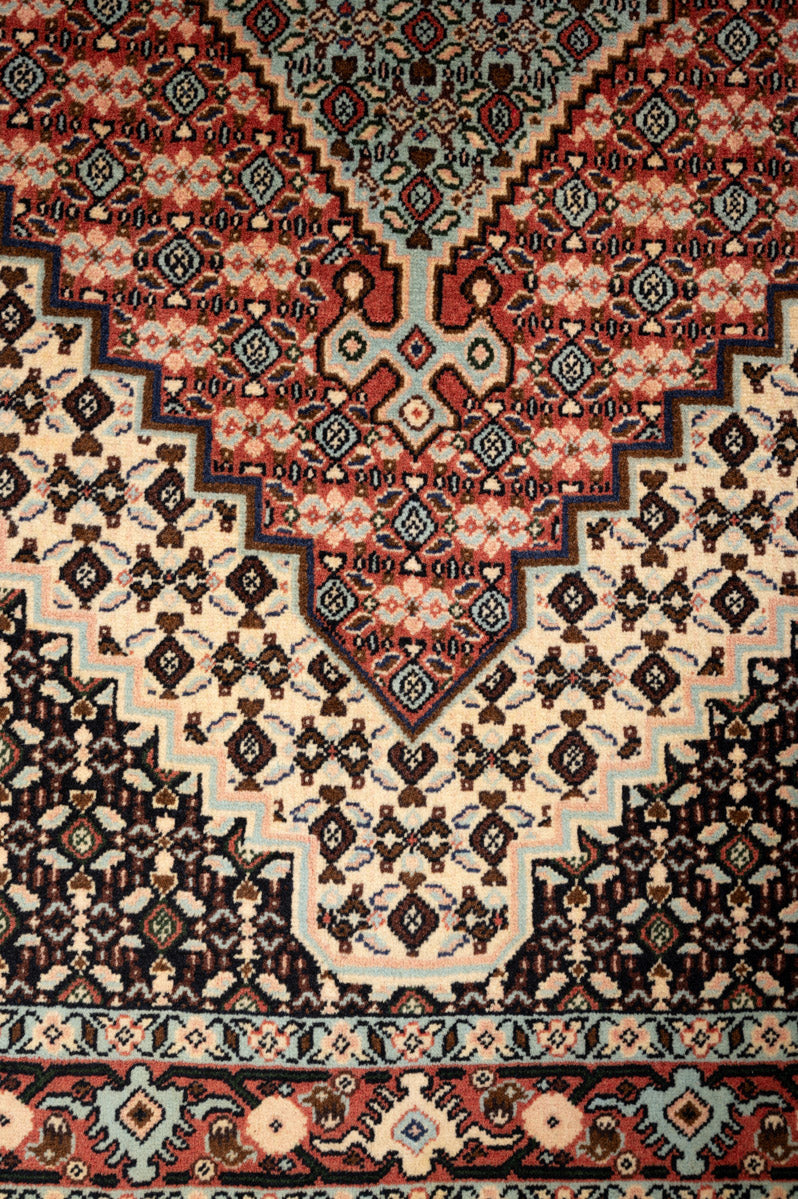LUNAR Persian Senneh 155x119cm