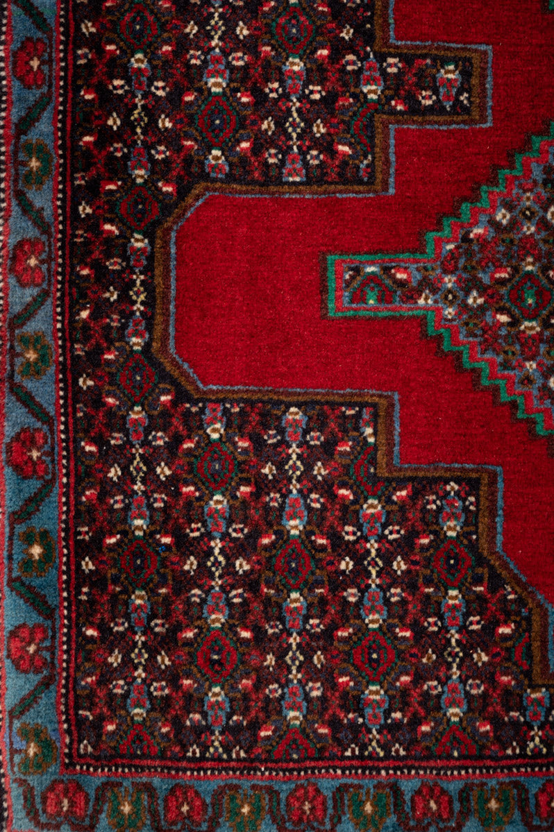 YOGI Persian Senneh 108x67cm