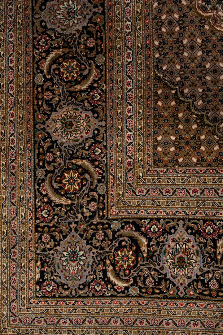 MADELINE Persian Tabriz 398x303cm