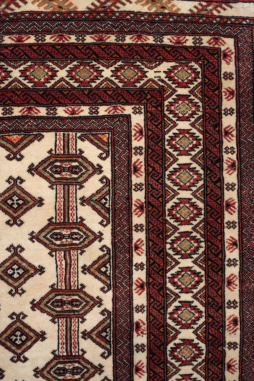 AIYLA Vintage Persian Turkman 272x128cm